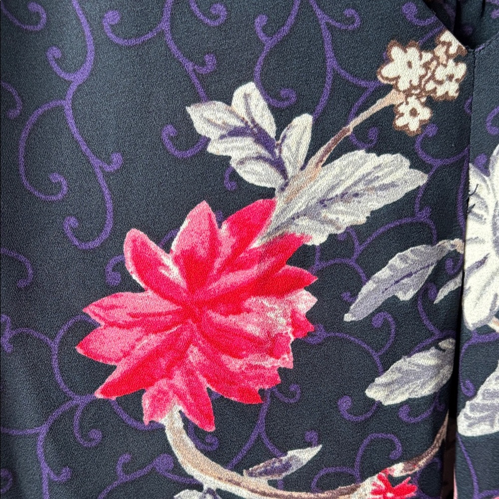 Daniel Rainn Navy Floral V-Neck Short Sleeve Blouse with Pink & White Flowers - Picture 3 of 10